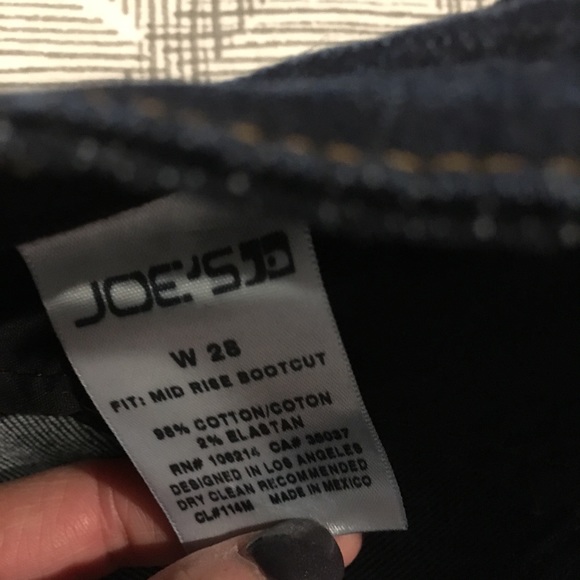 Joe’s Jeans, Dark Wash, Boot Cut - Picture 4 of 7